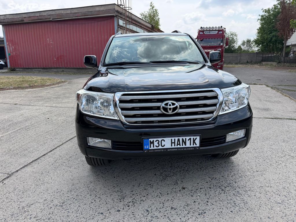 Toyota Land Cruiser, TOYOTA Land cruiser 200 DPH